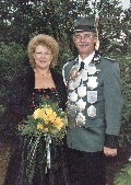 Les Watkins and wife. Les is due to give up his chain of office in May of this year after two hectic years as 'Altstadt Dorsten Schtzenknig'.